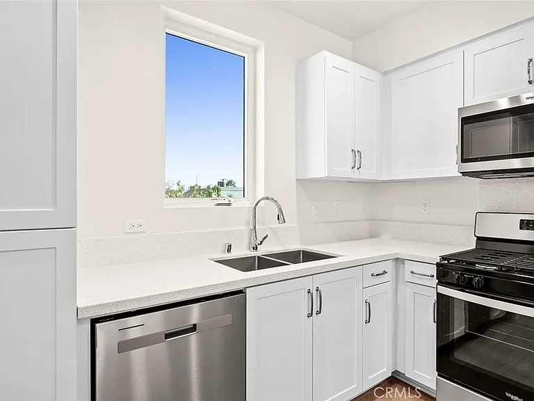 9613 Juniper Ave #19 — Photo 7