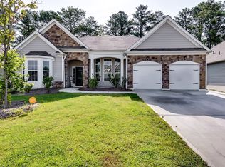 7425 Jennadee Dr, Fairburn, GA 30213