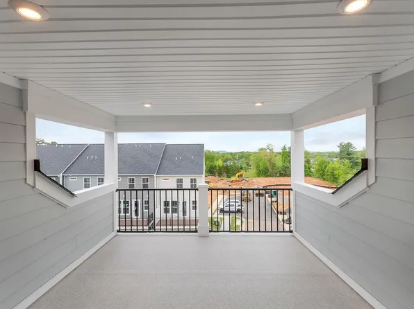 3199 Acadia Dr, Charlottesville, VA 22911