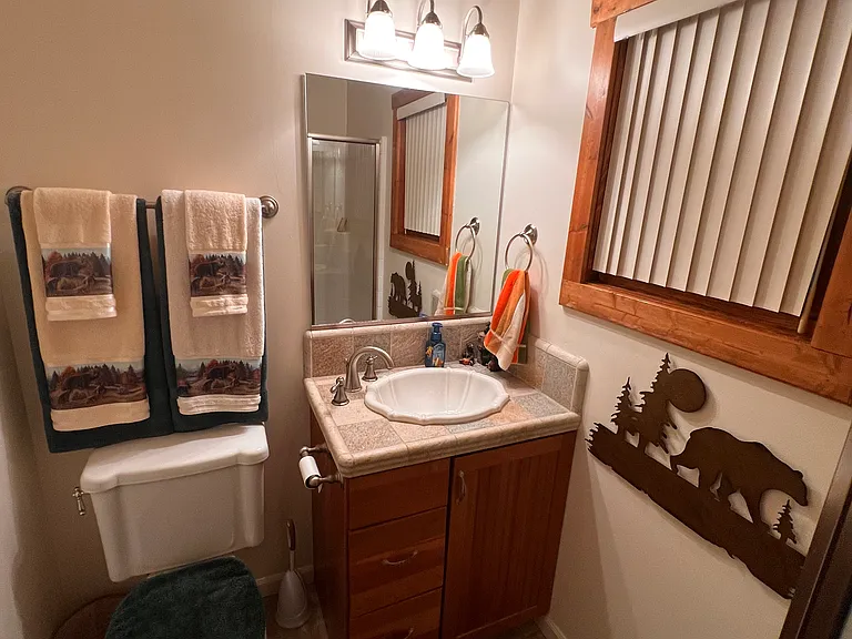 3330 Castle Lake Rd — Photo 15