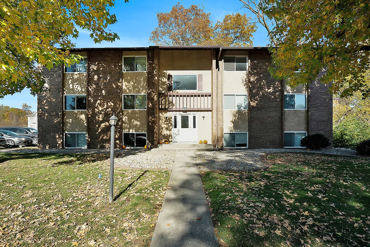 Building Photo - 127 Dorset Ct