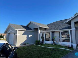 906/908 Cape Coral Pkwy W, Cape Coral, FL 33914