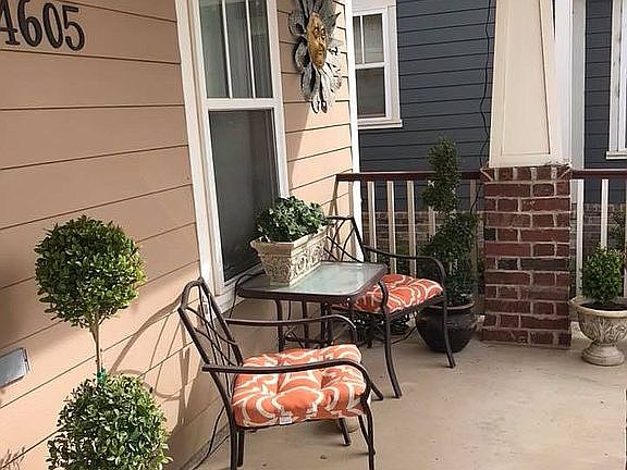 Relaxing Front Porch 