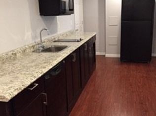 8718 Ridge Hollow Ct, Springfield, VA 22152