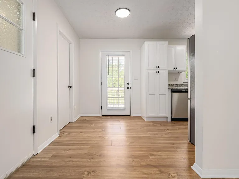 1315 Adobe Dr — Photo 9