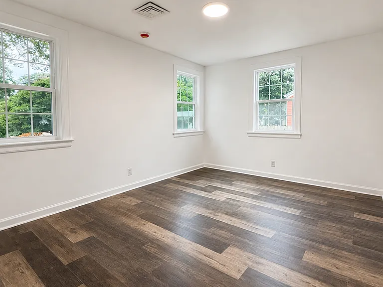 7 Bradley Dr — Photo 8