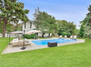 29 Petrel Rd, Southampton, NY 11968