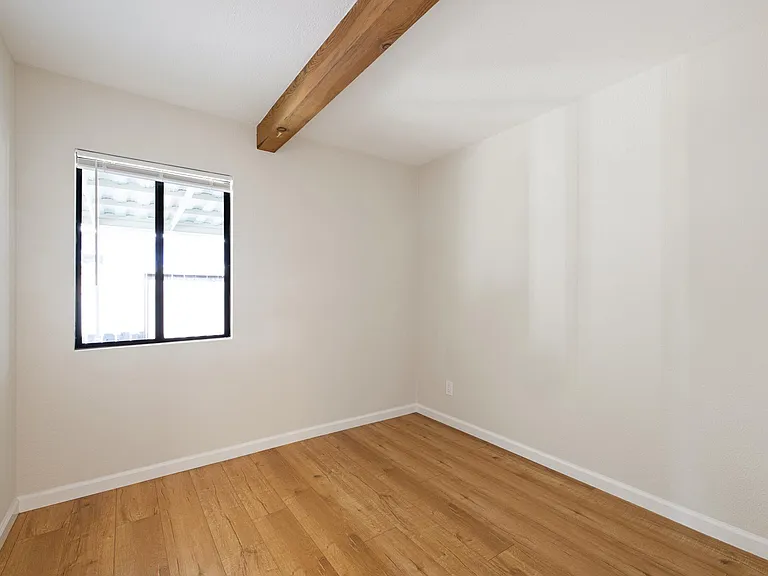 822 Shirley Ave — Photo 21