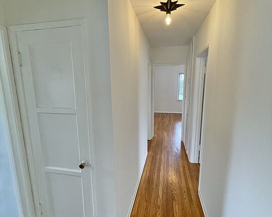 4th image of 10762 Northgate St