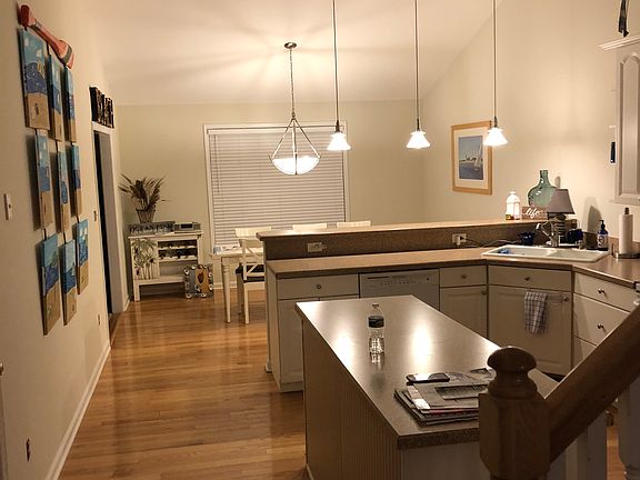 Kitchen to dining room