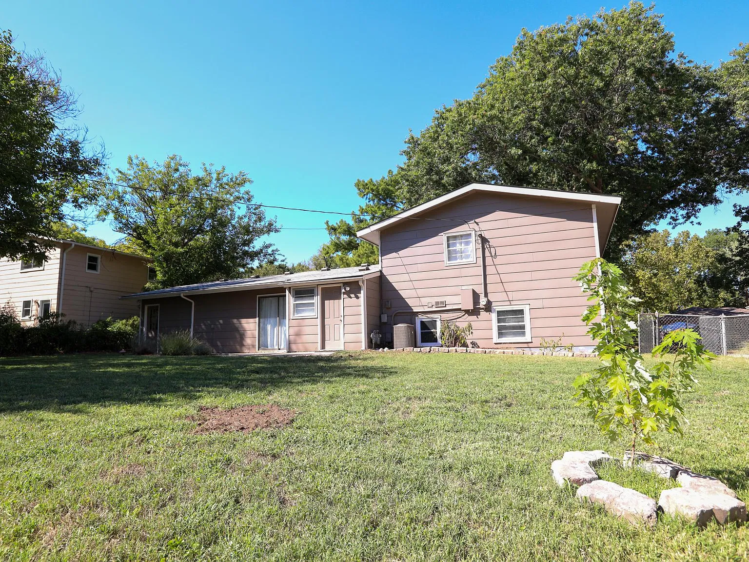 7401 W Dorsey Ave — Photo 4