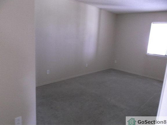 5th image of 3412 Blue Earth Ln APT C
