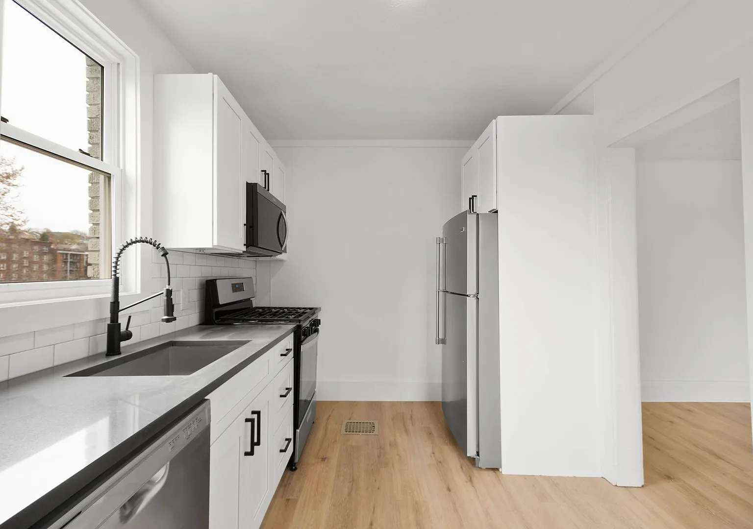 Rent Special Available, First Month Free! Updated 2-Bedroom End Unit In Dormont, Available Now! — Photo 4