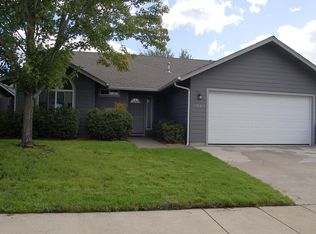 1381 SW Barney Fife Blvd, Grants Pass, OR 97527