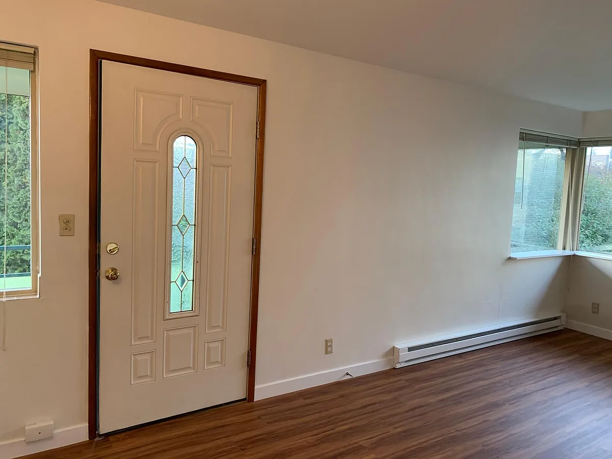 Building Photo - 1440 NW 60th St #4