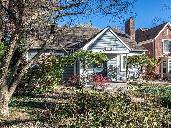 2nd image of 606 Linda Vista St