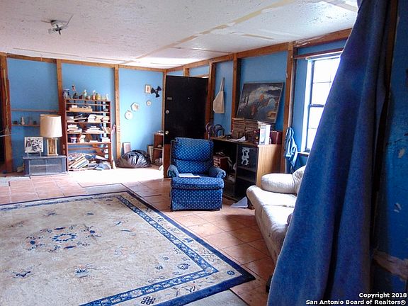 3rd image of 18735 County Road 5738