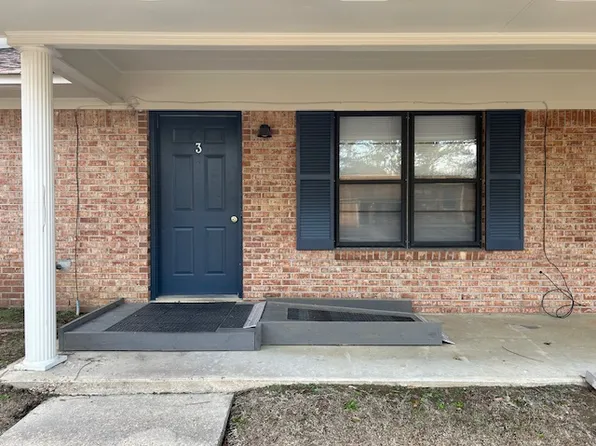 58 Old Yorkville Rd #E2, Columbus, MS 39702