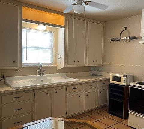 5th image of 507 Florence St