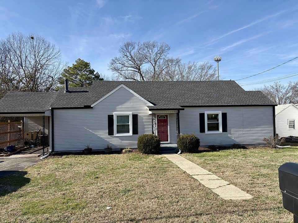 1st image of 204 Hillcrest Dr