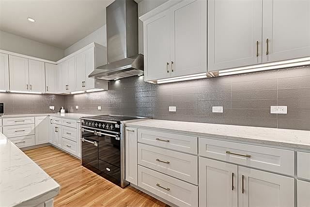1st image of 2633 Reagan Ave #201