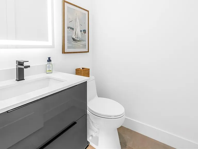 2065 Goldenrod St — Photo 10