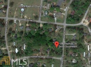104 Thomas Dr, Milledgeville, GA 31061