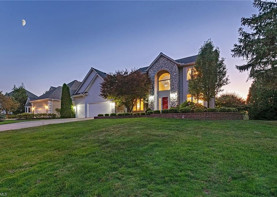 90 W Orange Hill Cir, Orange, OH 44022 | Zillow