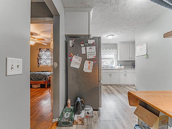 5th image of 511-513 W North St #511-513