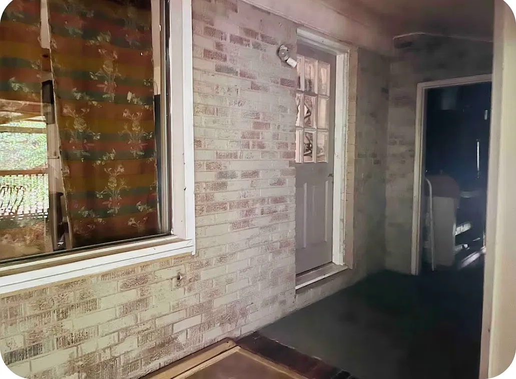 3 bed, 1250 sqft, $1,350 — Photo 2