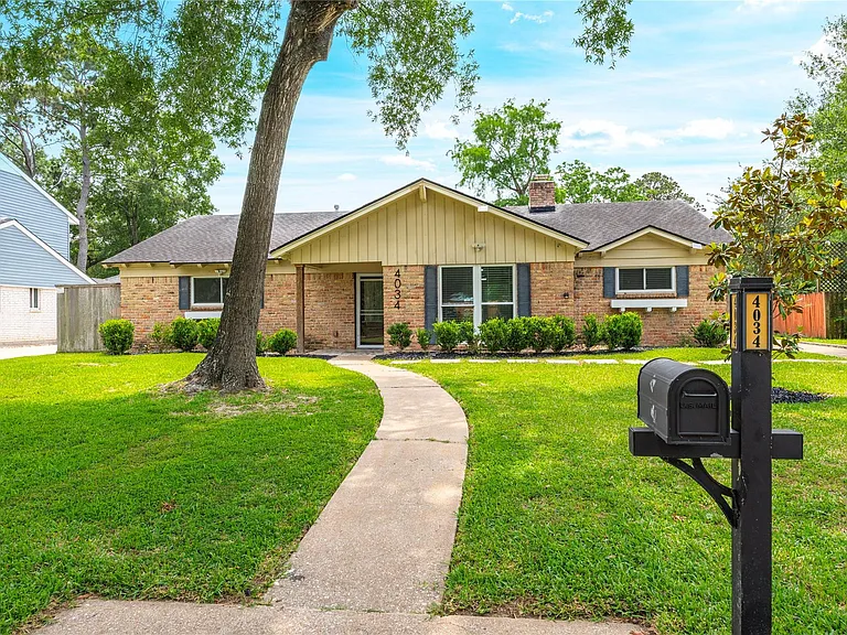 4034 Shady Springs Dr — Photo 34