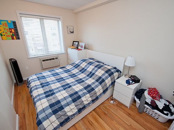 4th image of 23-23 31st Ave #5LL