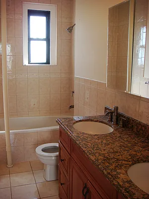 Rented by Avanguard Realty Corp | media 2