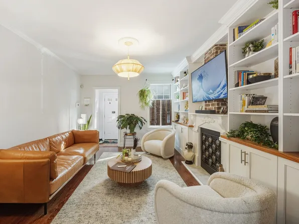 135 Van Horne Street image 2 of 20