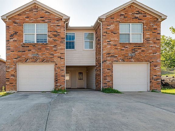 2nd image of 1115 Parkway Trl #1115