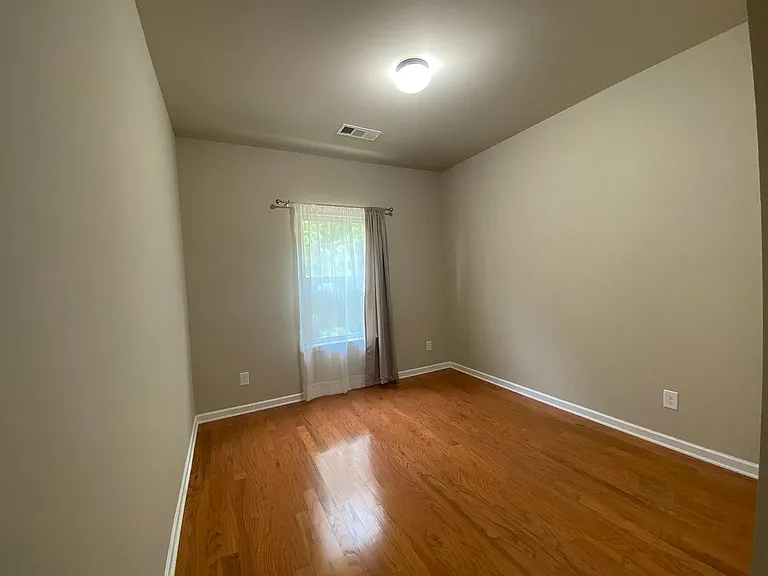 644 Oakside Pl — Photo 13