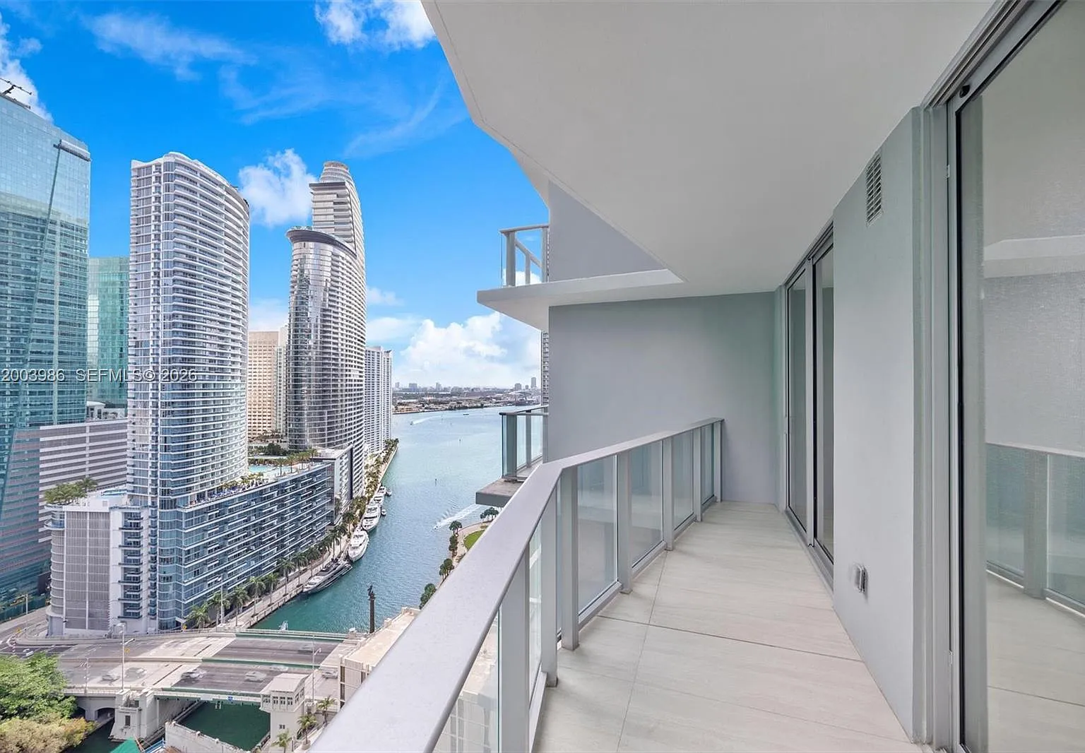 Viceroy Residences — Photo 1