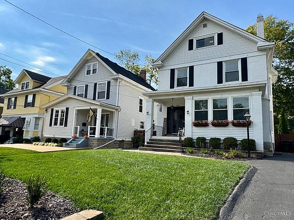 2nd image of 3421 Paxton Ave