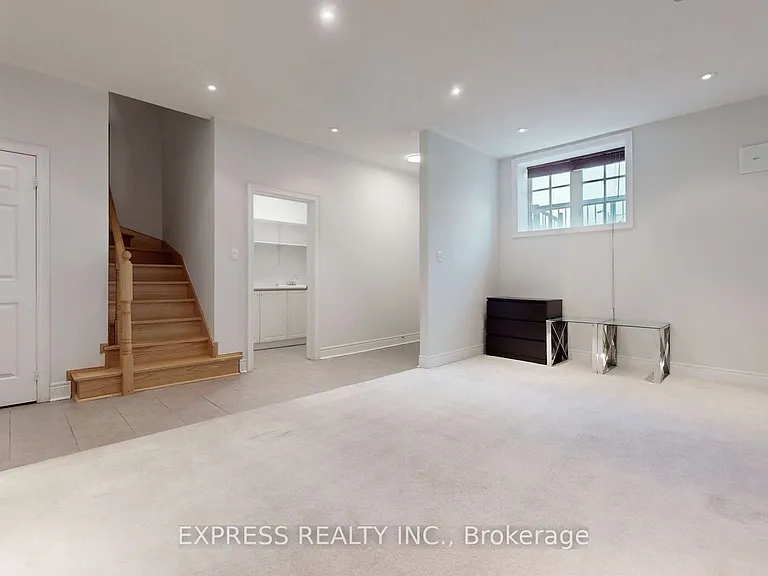 7 Mackenzies Stand Ave — Photo 42
