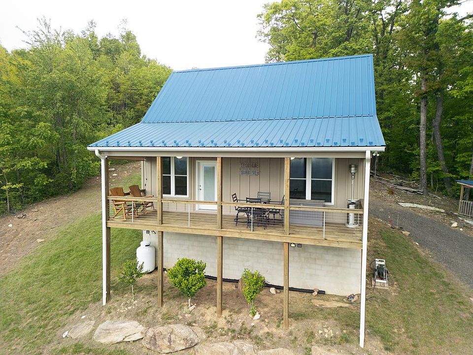 1st image of 155 Puglia Ln