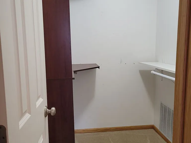 3512 Sterling Heights Dr #I — Photo 29