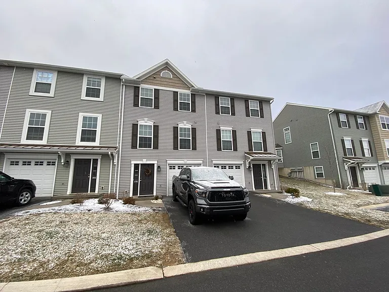 178 Towhee Dr — Photo 1