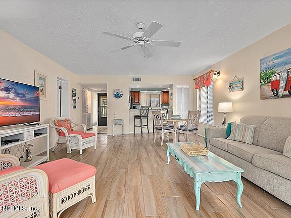5th image of 51 VILLAGE DEL PRADO Circle