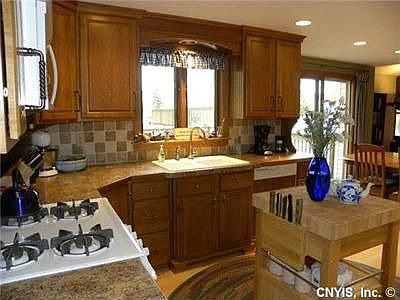 5th image of 8402 Sugar Pine Cir