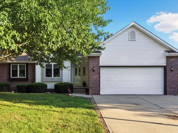 123 Sleepy Hollow Dr, Shenandoah, IA 51601