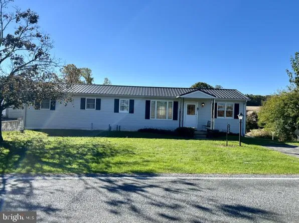 9456 Blue Ball Rd, Stewartstown, PA 17363