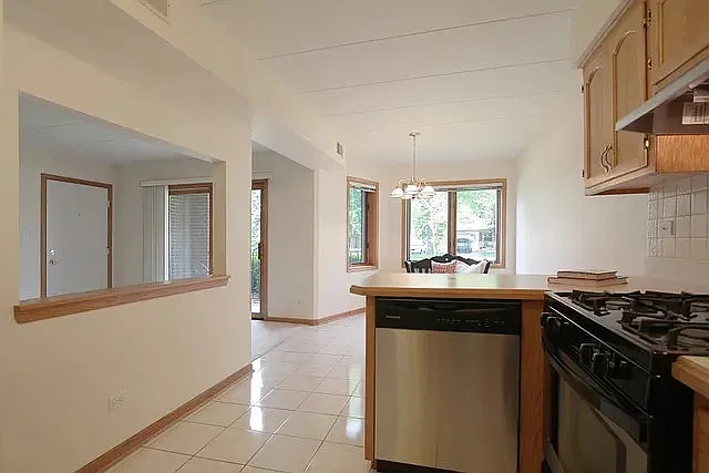 616 E 5th Ave — Photo 3