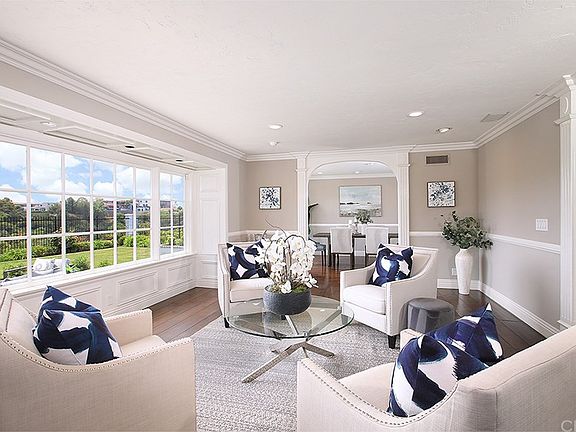 4th image of 998 Sandcastle Dr