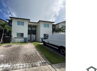 692 NW 5th St, Florida City, FL 33034