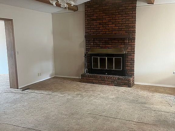 2nd image of 23 W Stadium Rd S